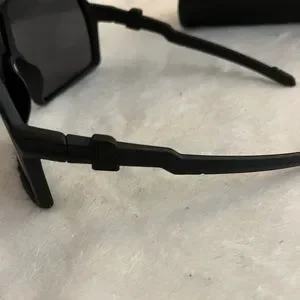 RUDSAK | Accessories | Rudsak Unisex Sunglasses | Poshmark display picture 2